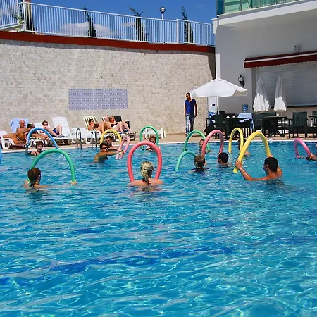 מלון Merve Sun & 4*